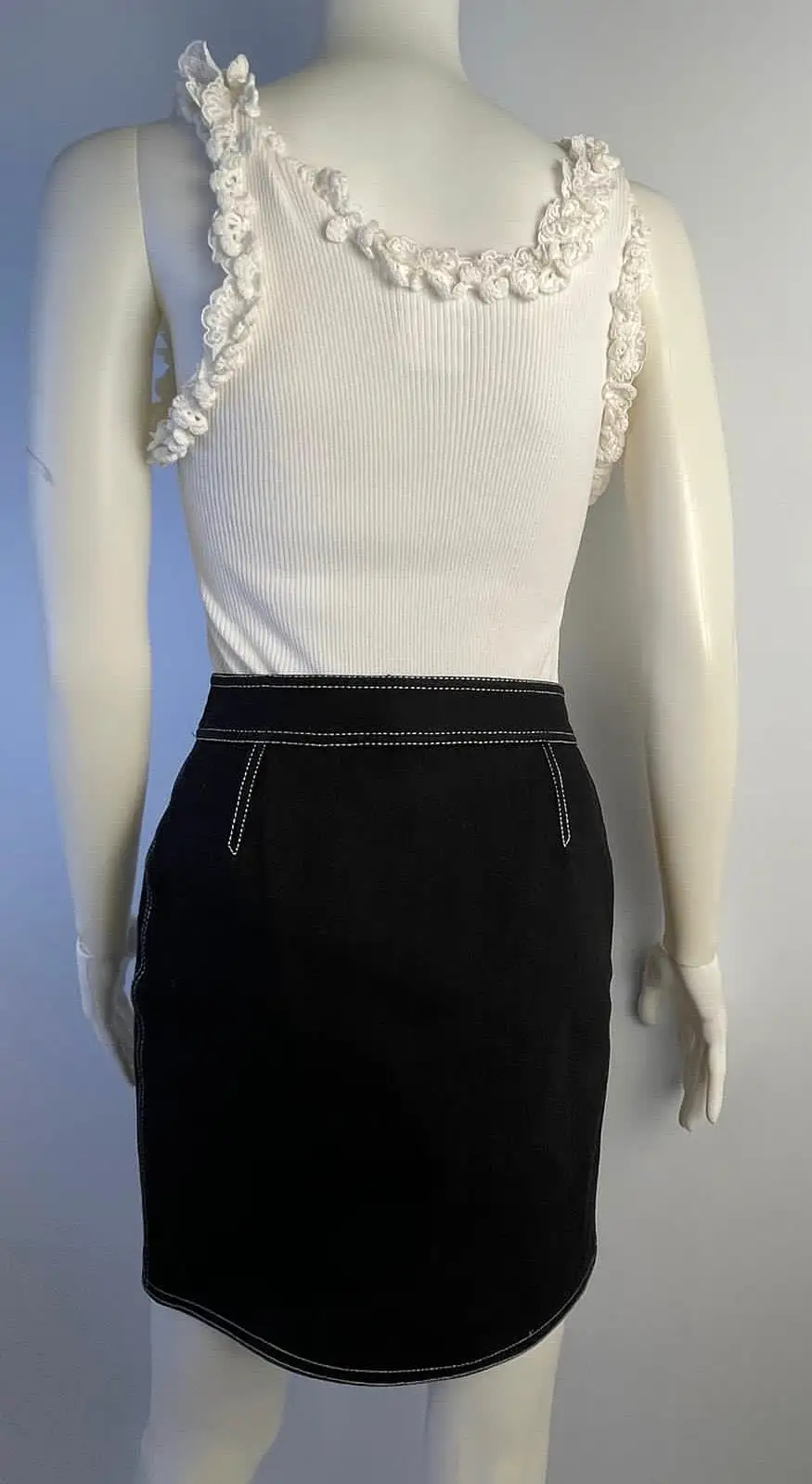 Chanel 05C 2005 Cruise Ivory White Cotton Ribbed Camisole Blouse Top FR 40 US 4/6