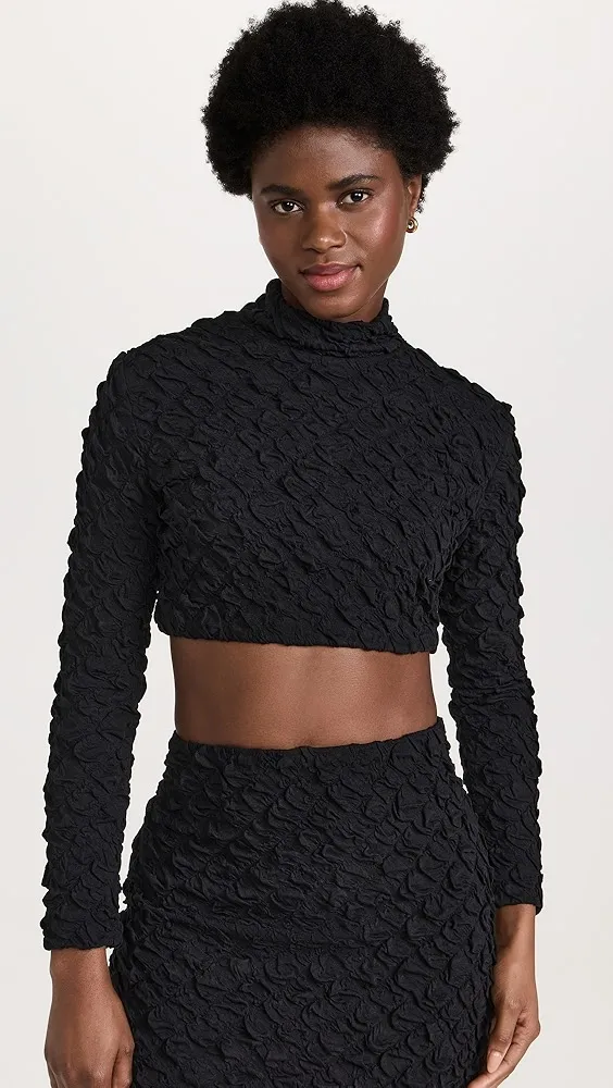 Dur Doux   Puckered Knit Long Sleeve Crop Top 