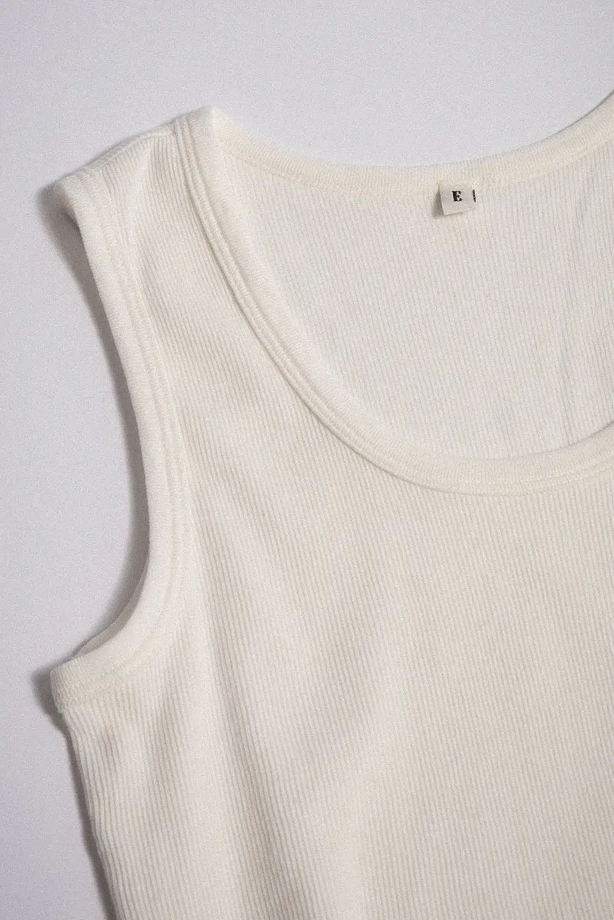 ELWOOD MALIBU CROP TANK AGED WHITE RIB