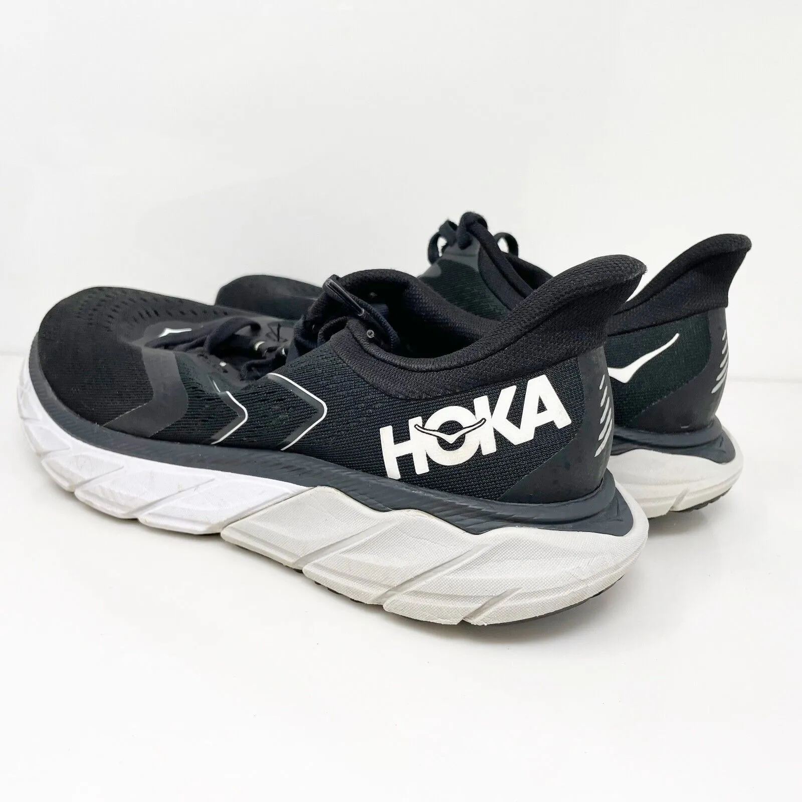 Hoka One One Womens Arahi 5 1115012 BWHT Black Running Shoes Sneakers Size 10 B