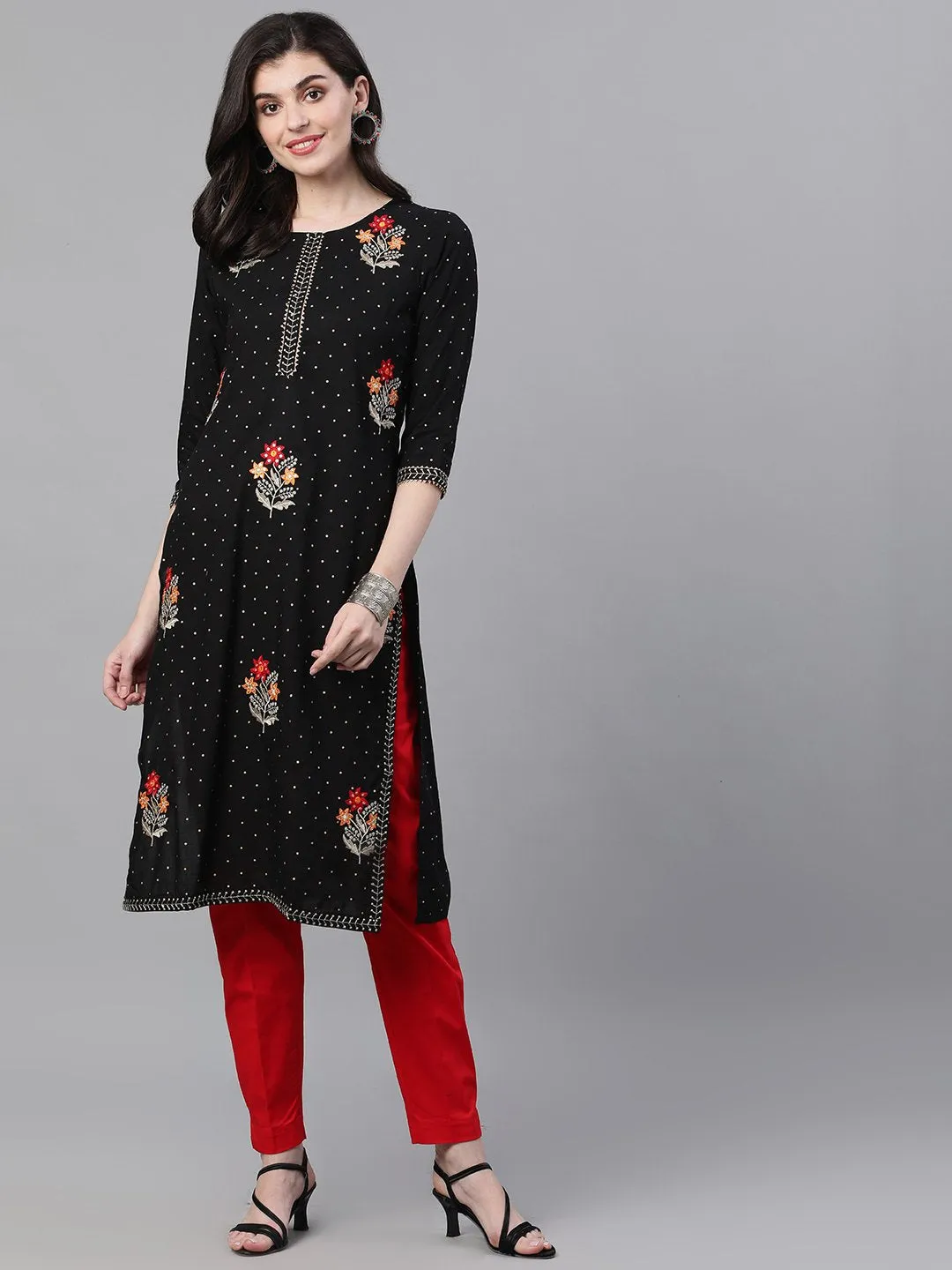 Ishin Women's Rayon Black Embellished Straight Kurta