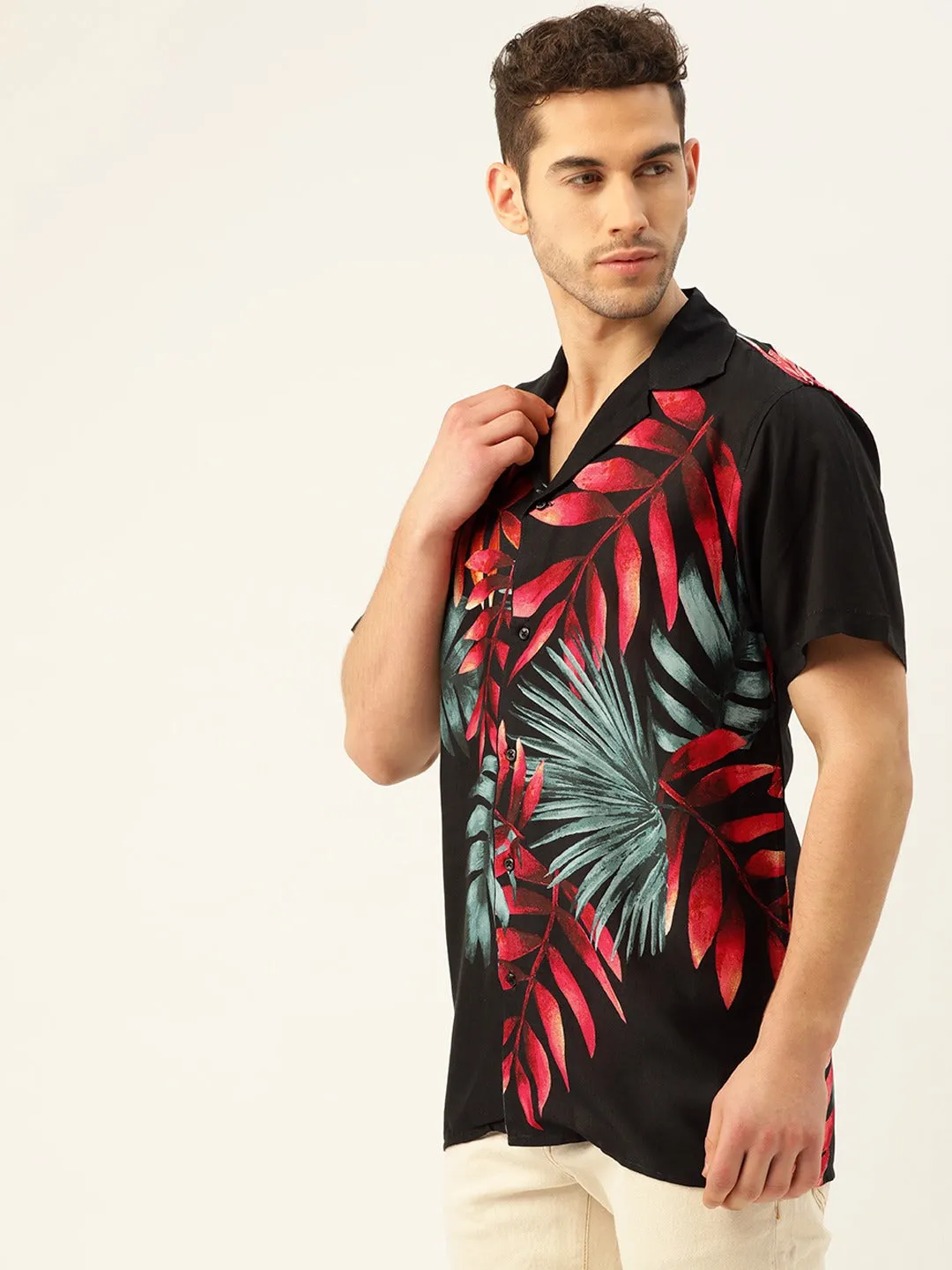 Men Black & Red Prints Viscose Rayon Relaxed Fit Casual Resort Shirt