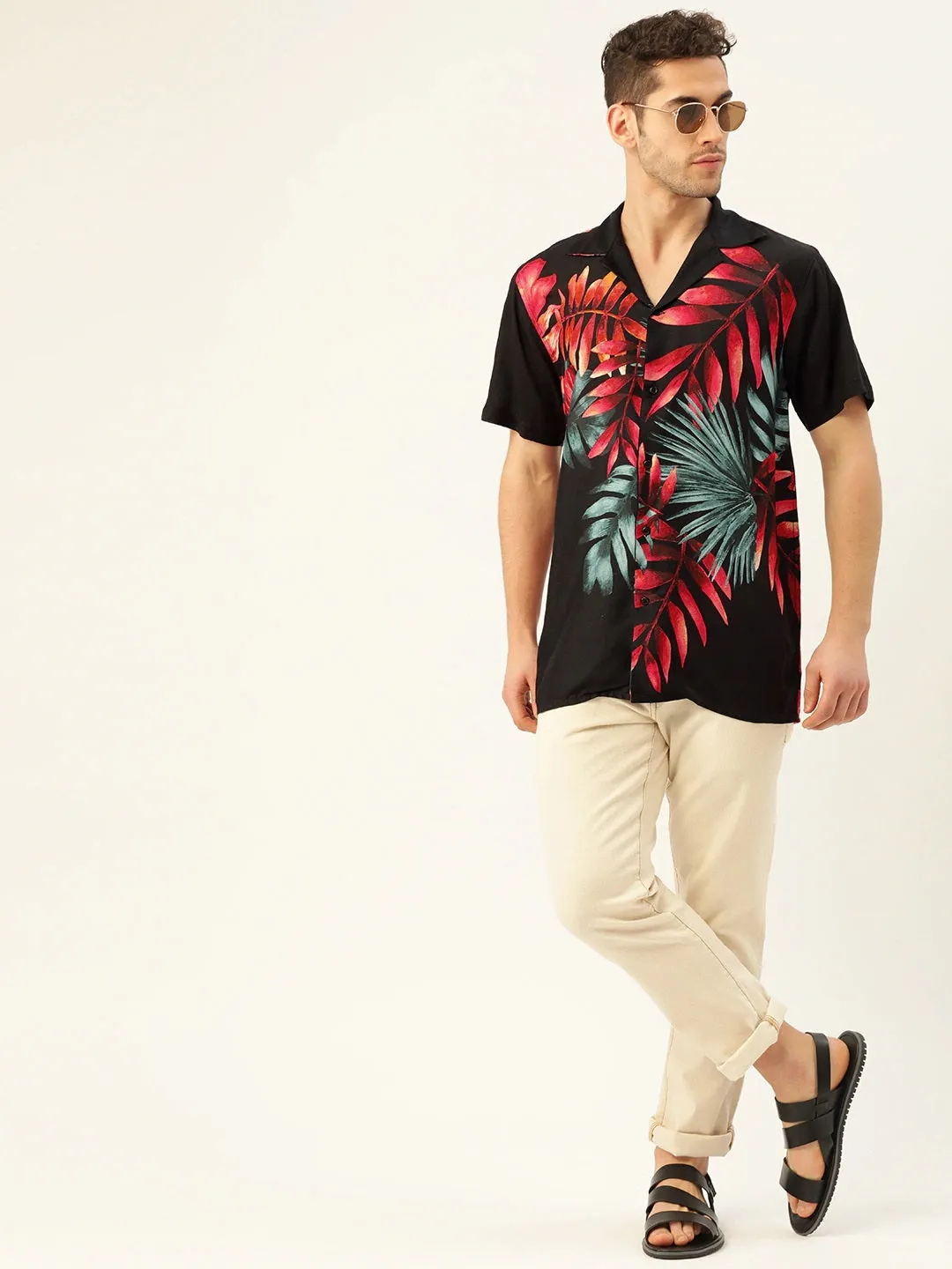 Men Black & Red Prints Viscose Rayon Relaxed Fit Casual Resort Shirt