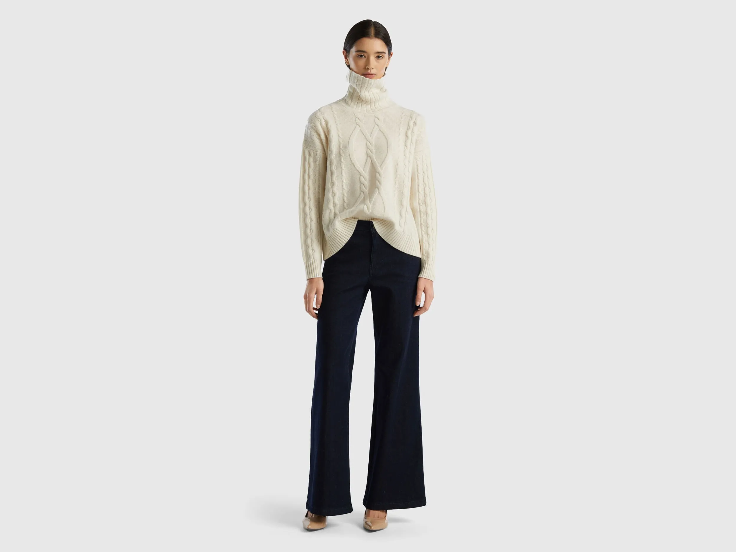 Pure cashmere turtleneck with cable knit - Creamy White | Benetton