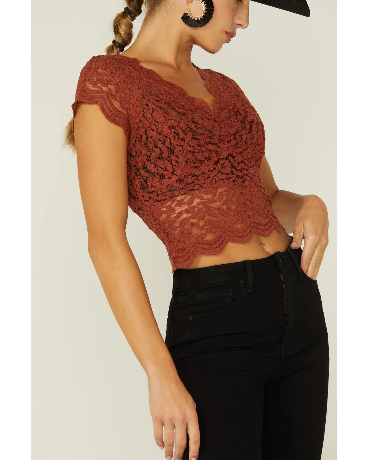 Shyanne Women's Lace Knit Flutter Sleeve Crop Top