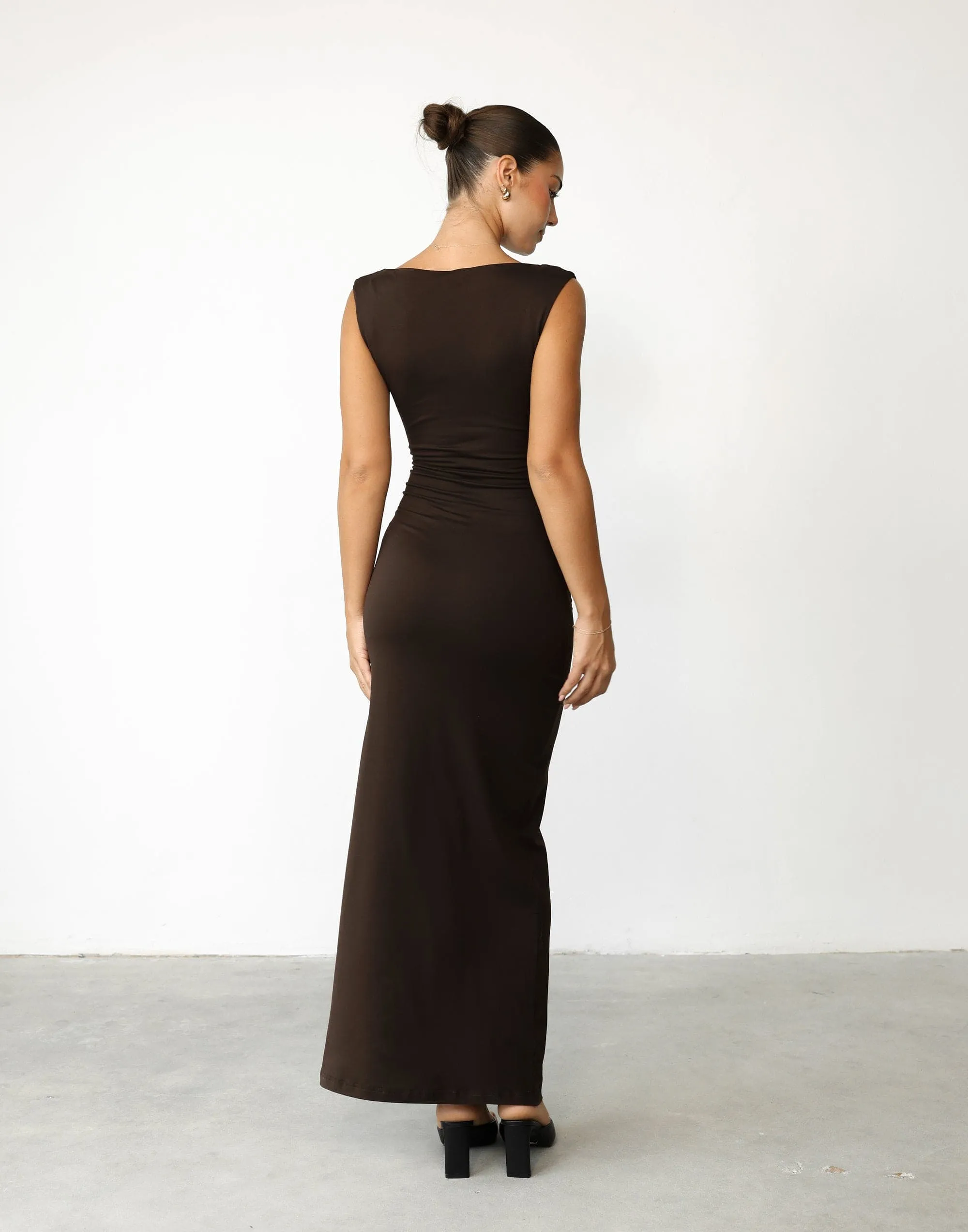 Viola Maxi Dress (Chocolate)