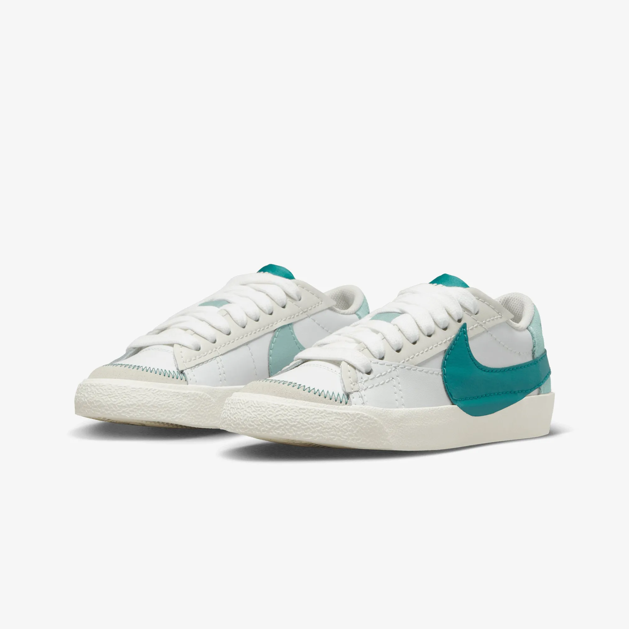 WMN'S BLAZER LOW '77 JUMBO'SUMMIT WHITE/GEODE TEAL-SEA GLASS'